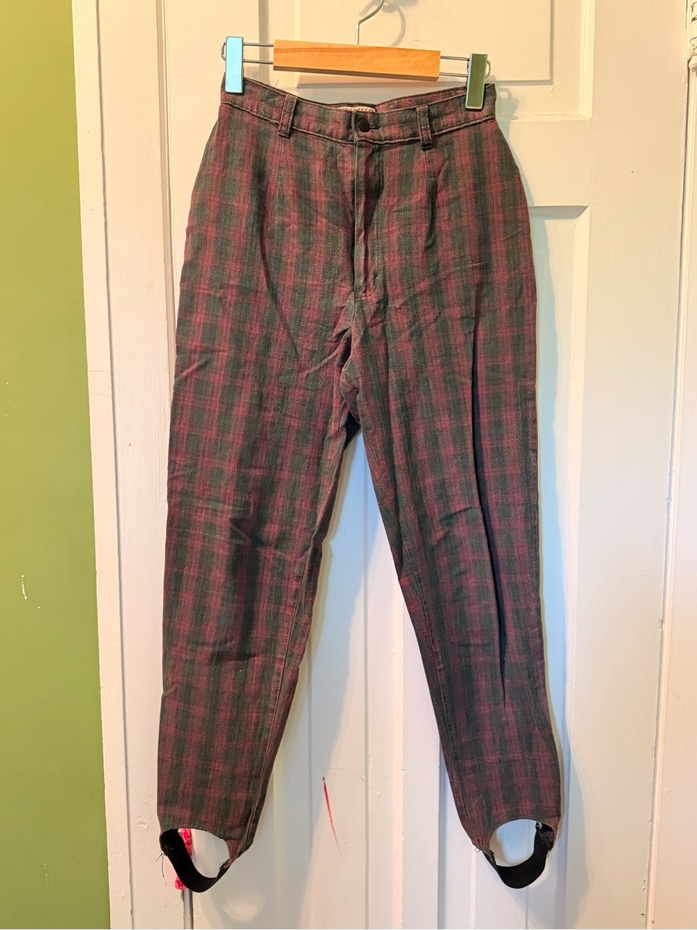 Vintage Women’s Plaid sti-ups  legging Pants - Gray & Red size
